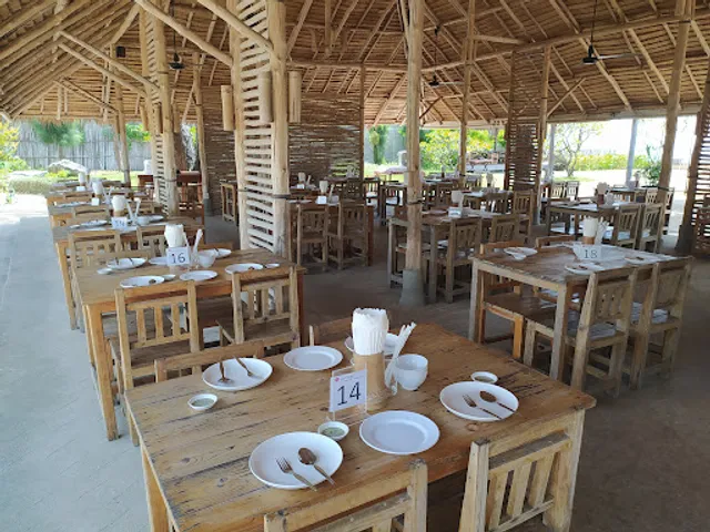 Chom Talay Restaurant