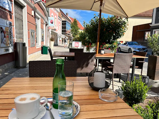 Piazza Restaurant Pizzeria