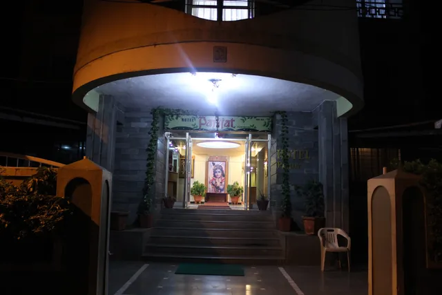 Hotel Parijat