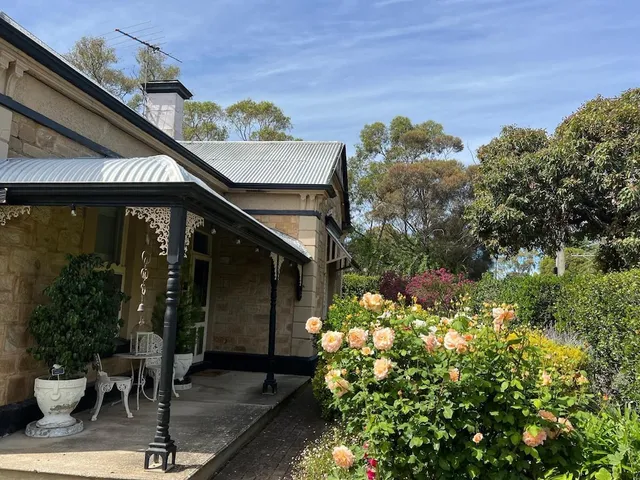 Azalea Cedar-Rose Villa