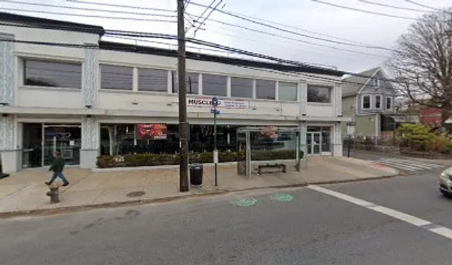 Muscle Up Juice Bar & Cafe