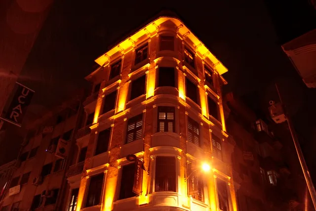 Beyaz Suites & Hotel