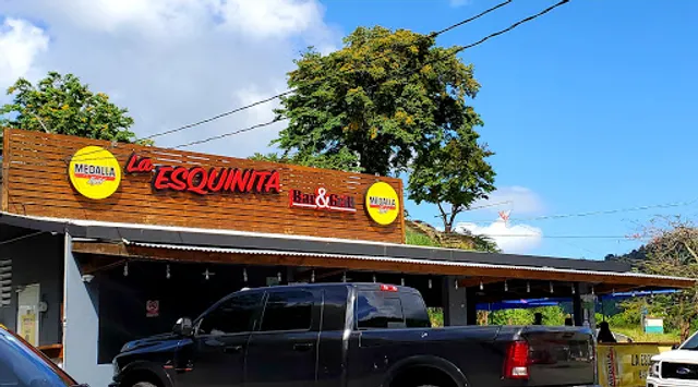 La Esquinita Bar & Grill