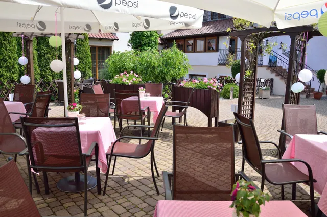 Restauracja & Hotel Suchy Las Gościniec Sucholeski