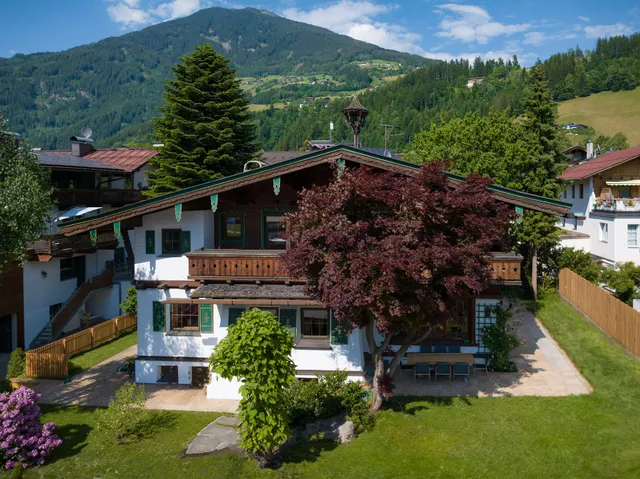 Villa Emma / Ferienhaus für 10 Personen