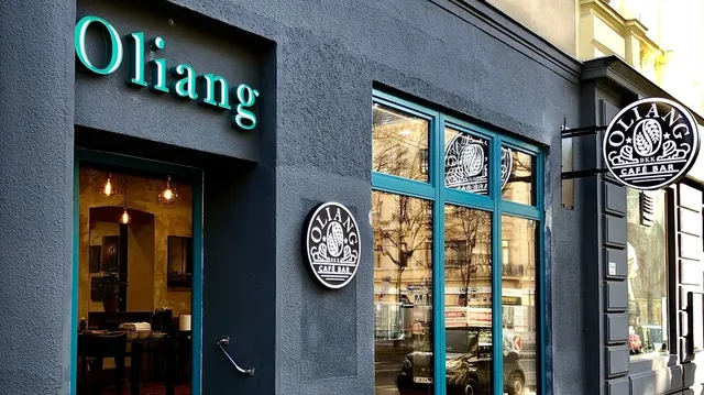 Oliang Café