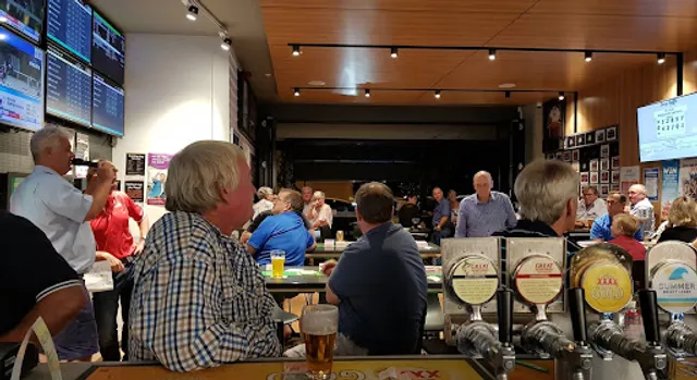 ROYAL on Ninety-Nine