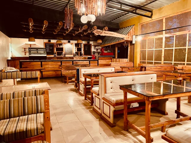 JEBM Cafe & Restaurant