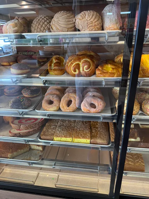 El Pan Dulce Bakery