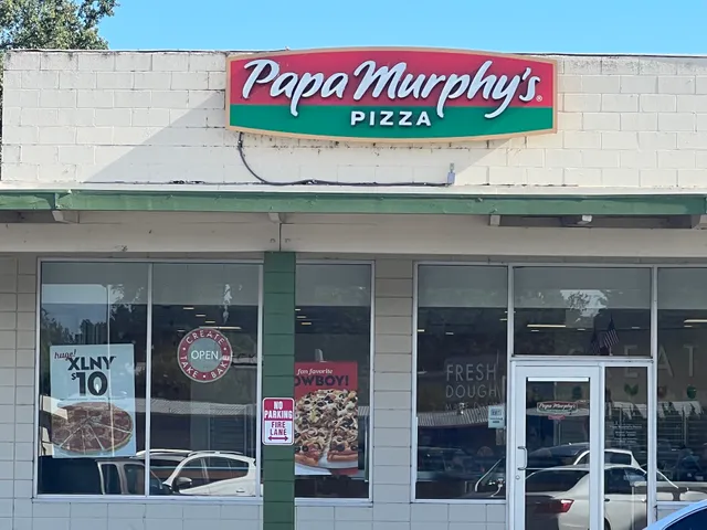 Papa Murphy's Take and Bake Pizza