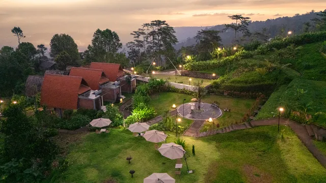 Camaradvipa Retreat Munduk