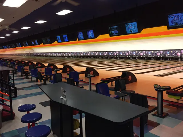 Grand Bowling Center