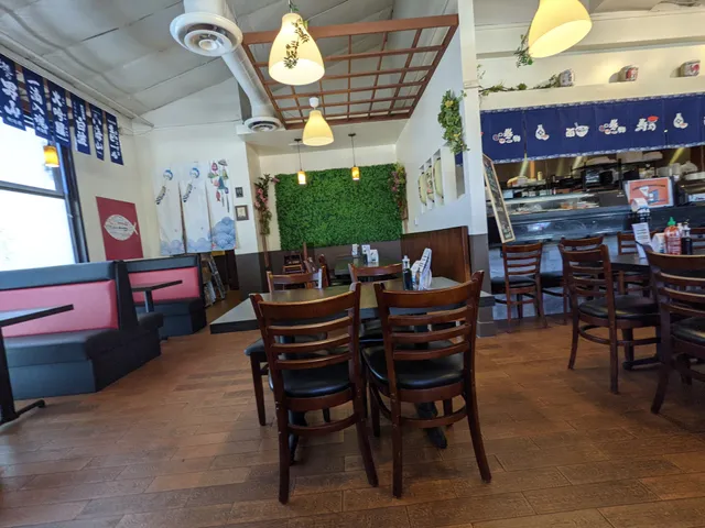 Plaza Del Rio Shopping Center