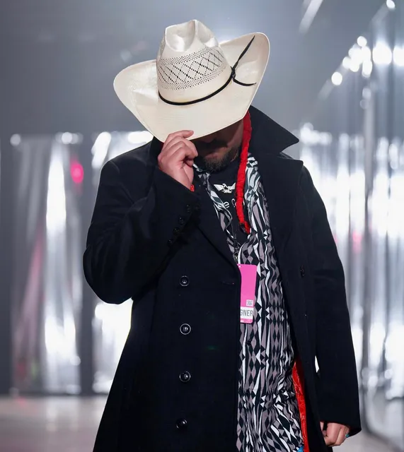 Sky-Eagle Collection, Fashion & Fine Art Gallery