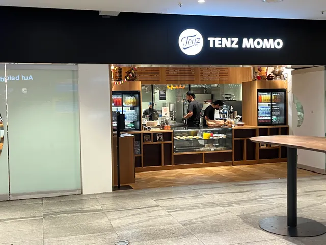 Tenz Momo Winterthur Bahnhof