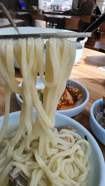 이가바지락칼국수