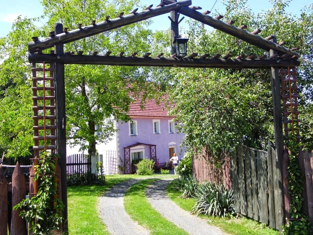 The Hazel House - Farmstay