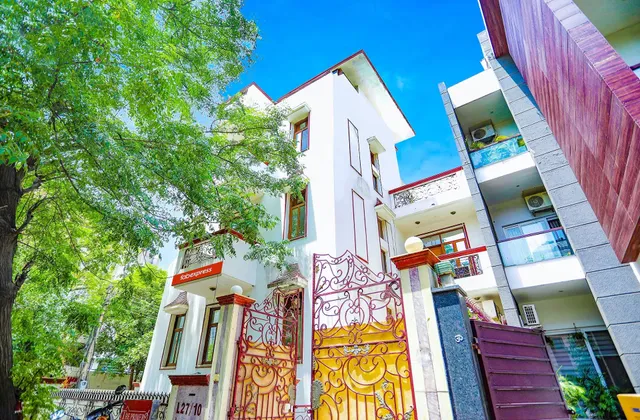 Via Primero MGF - Hotel in DLF Phase 2, Gurgaon