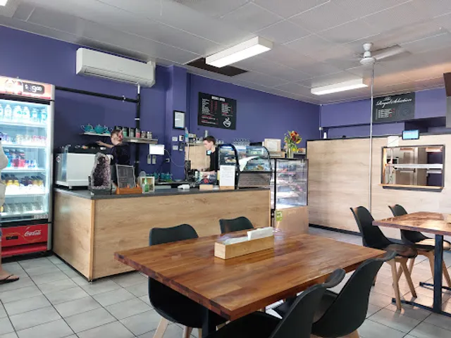 The Royal Cafe Bunda...