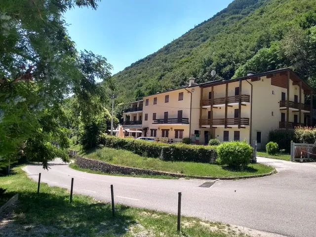 Albergo Ristorante Dalla Mena