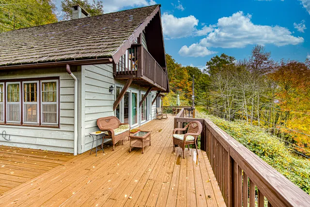 Buckeye Devil's Chalet Rental