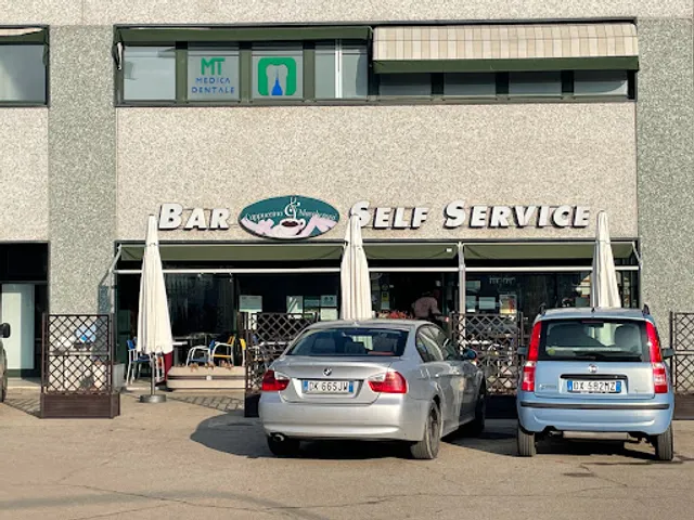 Bar Self-service Cappuccino & Maccheroni