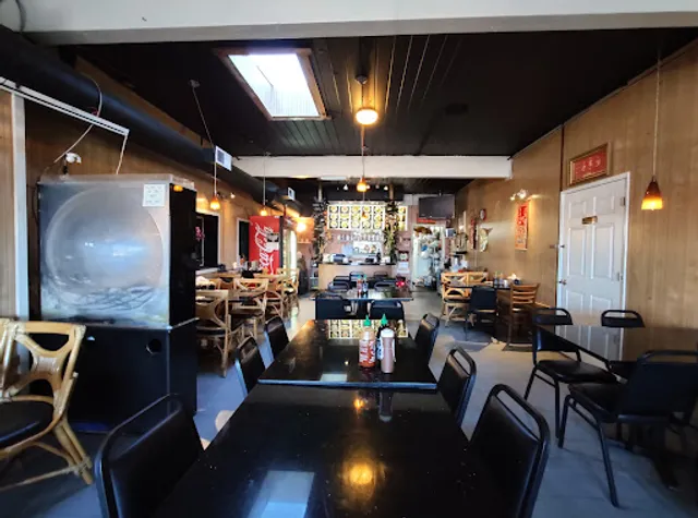 SAIGON PHO & BANH MI