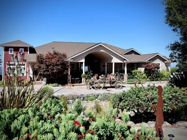 Sonoma Mountain Terrace