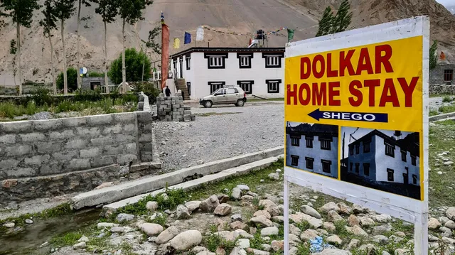 Highway Dolker Homestay shego