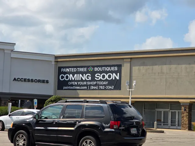 Painted Tree Boutiques - Bloomington