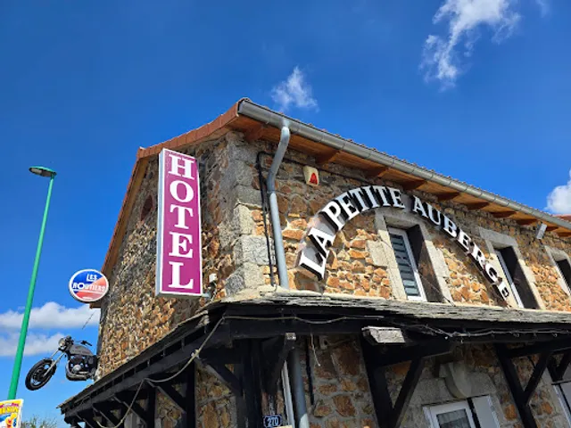 La Petite Auberge - Restaurant- Bar - Hôtel