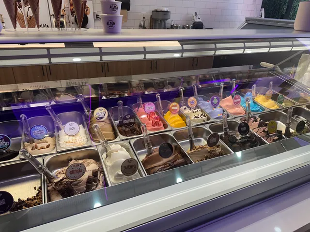 Alma Mia Pops and Gelato