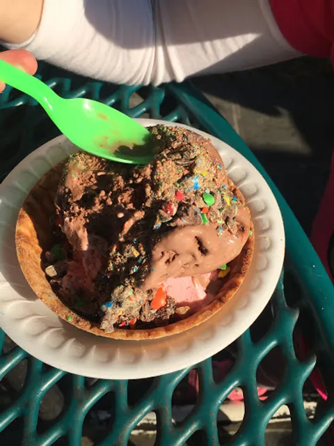 Sunny Daes Ice Cream