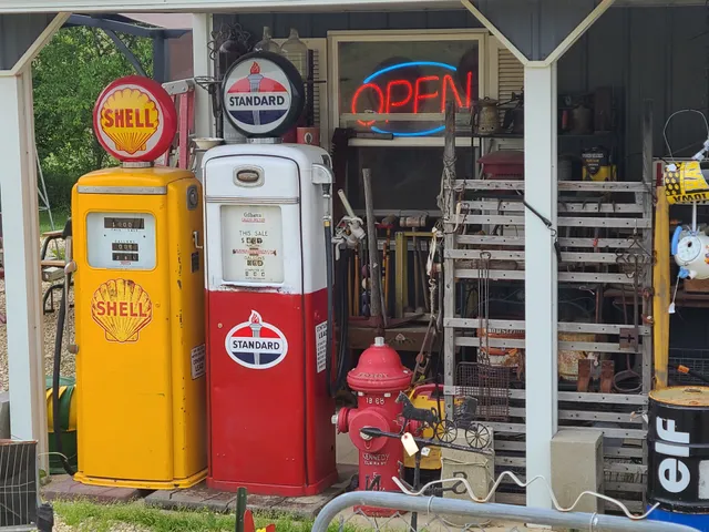 Heavens Hill Antiques & More