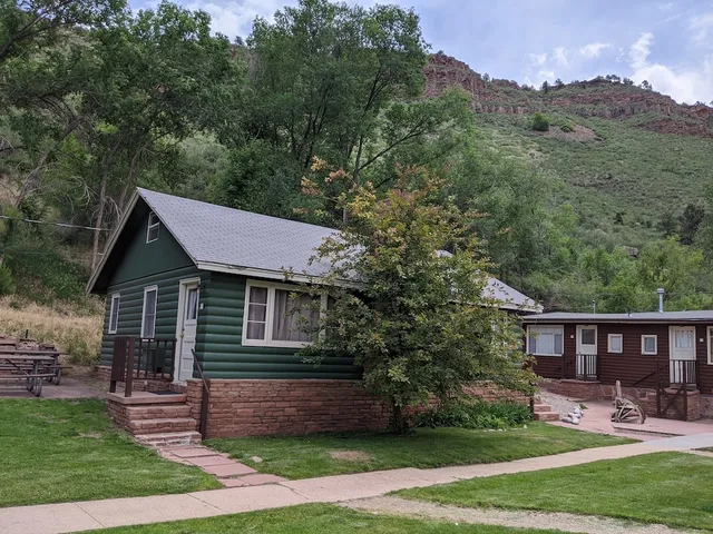 Stone Mountain Lodge