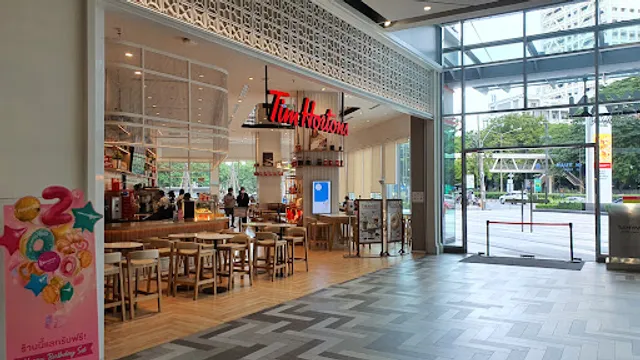 Tim Hortons - Samyan Mitrtown