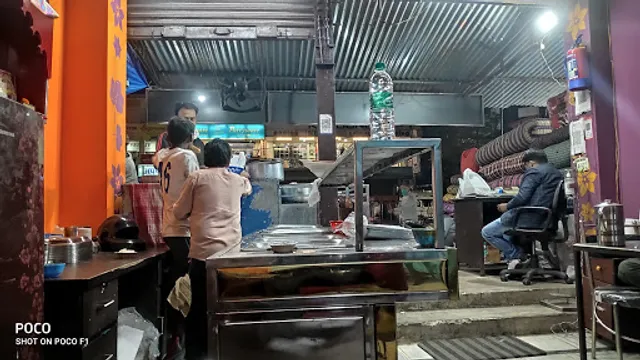 Madrasi Dosa & Bhojnalaya