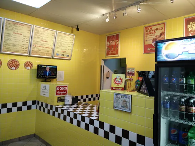 Hungry Howie's Pizza