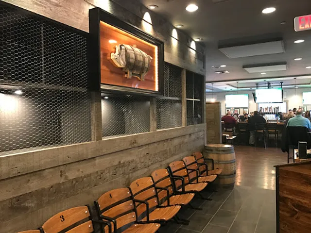 Cask & Pig Kitchen and Alehouse