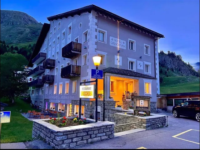 Hotel Grischuna Bivio