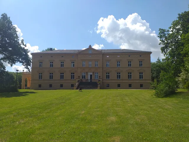 Schloss Tressow