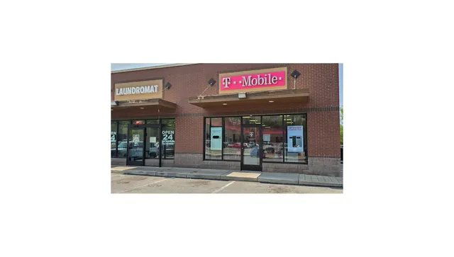 T-Mobile Authorized Retailer