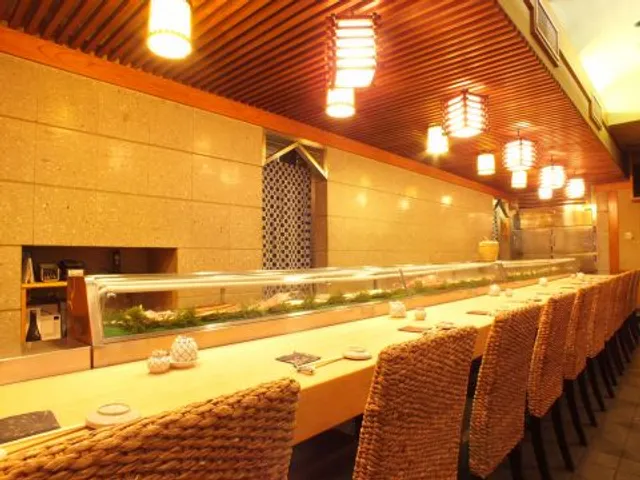 寿々女寿司 すずめずし