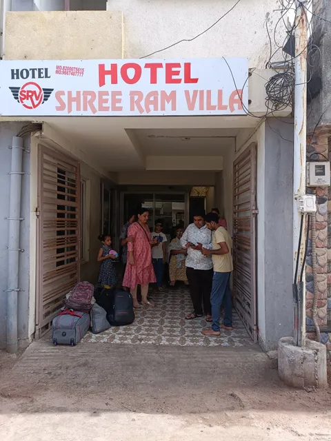 OYO 63903 Hotel Shree Ram Villa