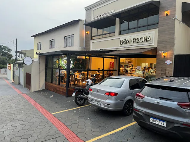 Dom Rocha Pães e Bolos Artesanais