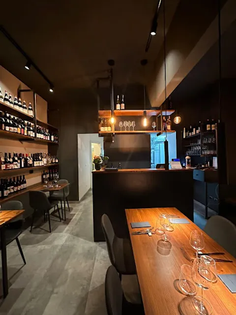 Lento Vineria con Cucina