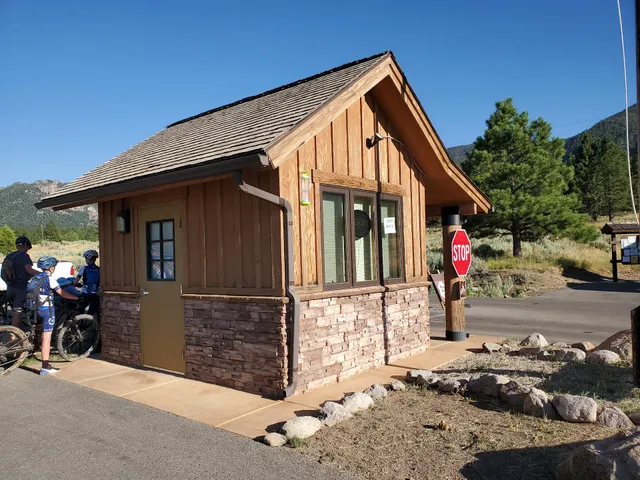 Pine Valley Guard Station