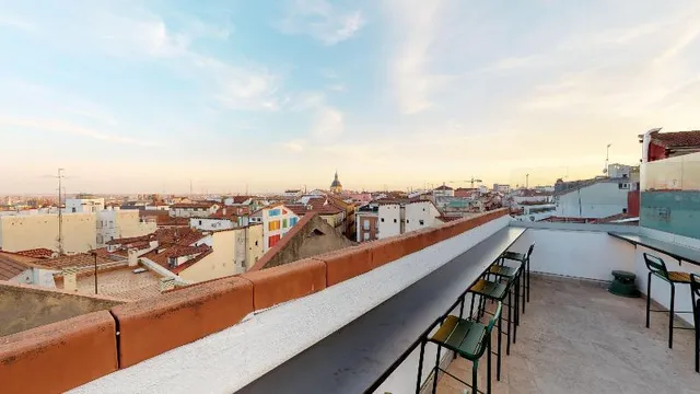 2060 The Newton Hostel