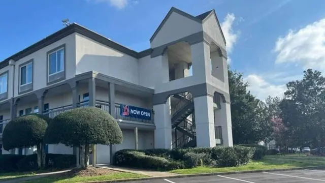 Studio 6 Suites Norcross, GA