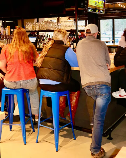 Rec Room Bar & Grill – Family-Friendly Restaurant with Arcade, Patio & Live Entertainment in Hanover, MA